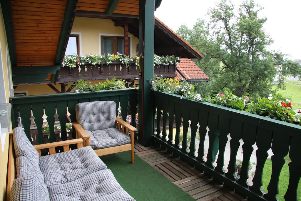 Landhotel Waldmühle Sankt Georgen im Attergau Exterior foto